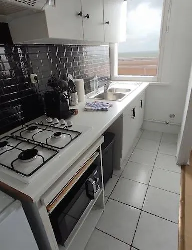 Escapade En Bord De Dunkirk